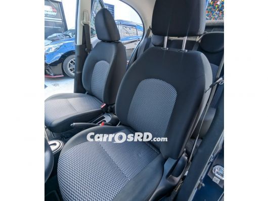 Nissan March Hatchback en venta