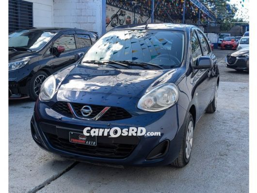 Nissan March Hatchback en venta