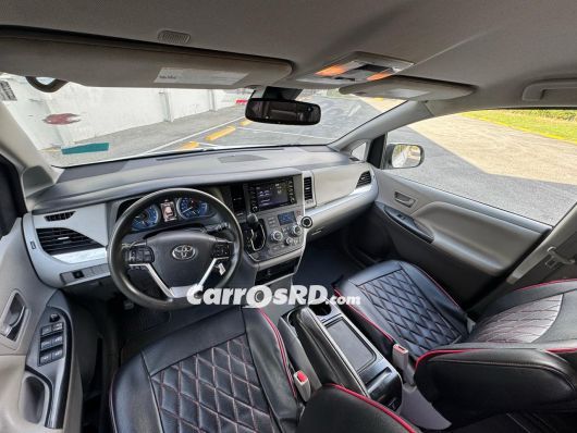 Toyota Sienna Minivan en venta