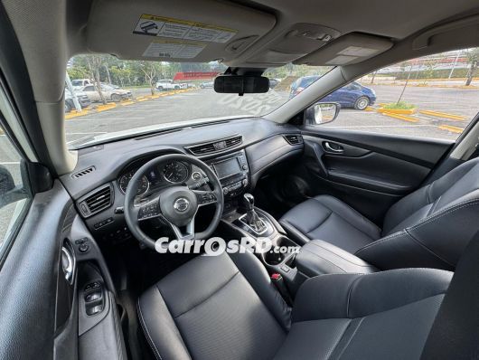 Nissan Rogue Jeepeta en venta