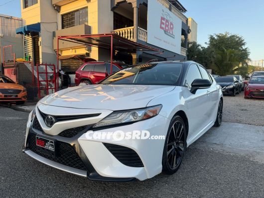 Toyota Camry Carros en venta