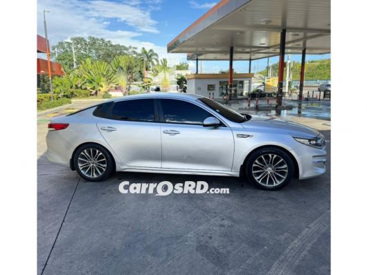 Kia K5 Carros en venta