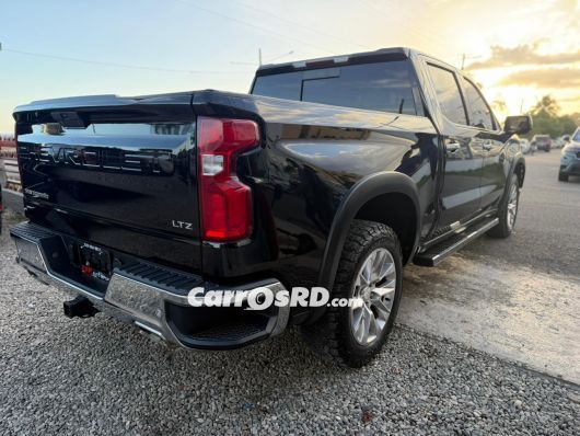 Chevrolet Silverado Camioneta en venta