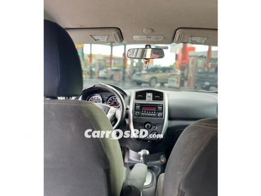 Nissan Versa Carros en venta