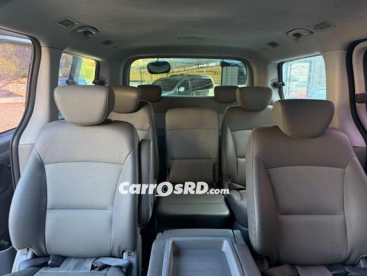 Hyundai Grand Starex Minivan en venta