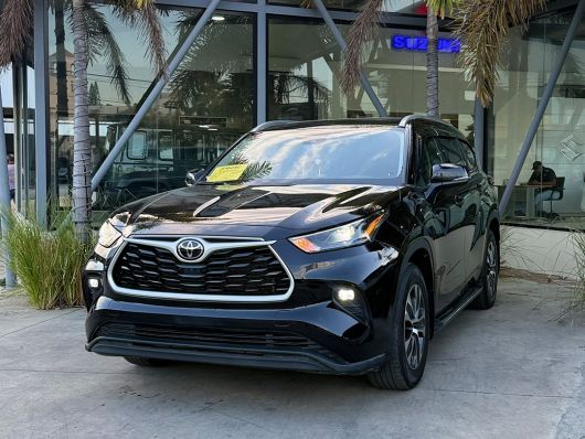 Toyota Highlander XLE en venta