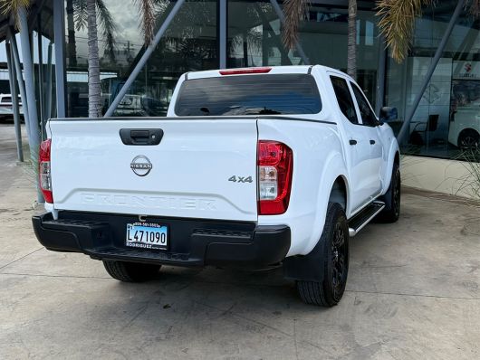Nissan Frontier Camioneta en venta