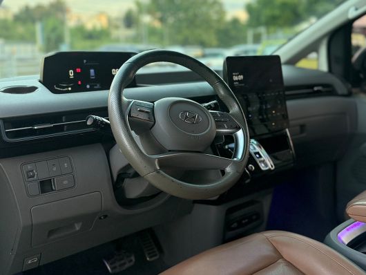 Hyundai Staria Autobus en venta