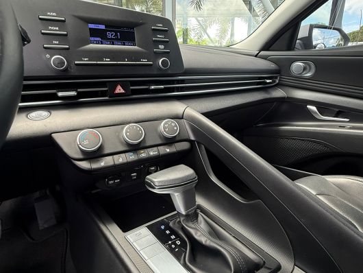 Hyundai Avante Carros en venta