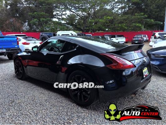 Nissan 370 Coupe en venta