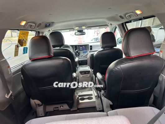 Toyota Sienna Minivan en venta