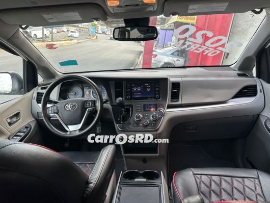 Toyota Sienna Minivan en venta