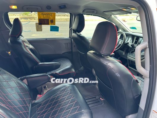 Toyota Sienna Minivan en venta