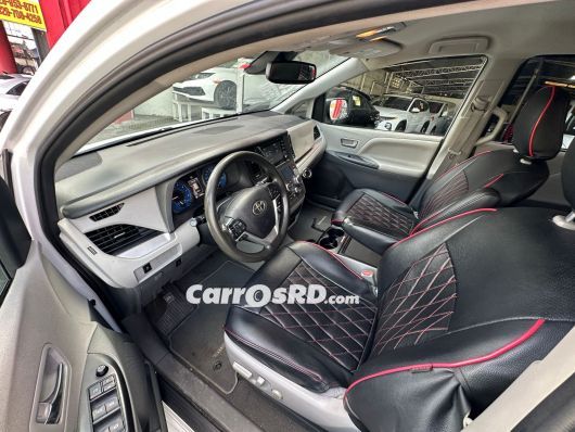 Toyota Sienna Minivan en venta