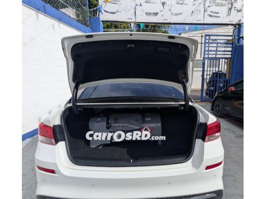 Kia K5 Minivan en venta