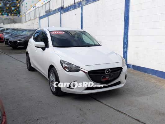 Mazda Demio Hatchback en venta