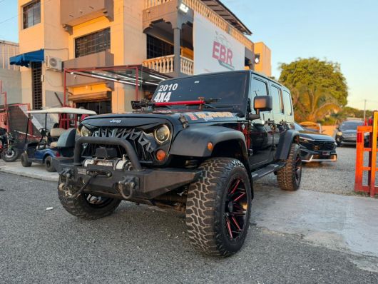 Jeep Wrangler Sahara Unlimited en venta