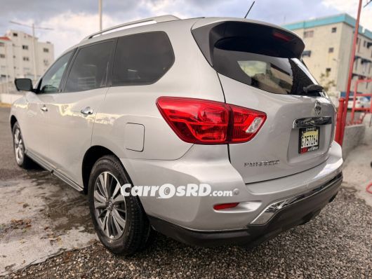 Nissan Pathfinder Jeepeta en venta