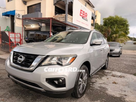 Nissan Pathfinder Jeepeta en venta