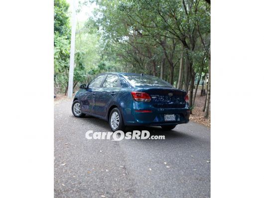 Kia Soluto Carros en venta