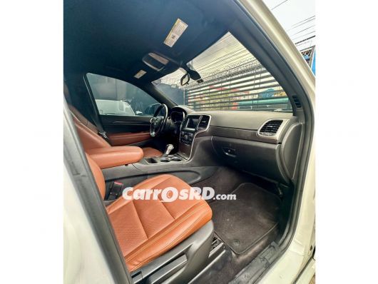 Jeep Grand Cherokee Jeepeta en venta