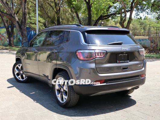 Jeep Compass Jeepeta en venta