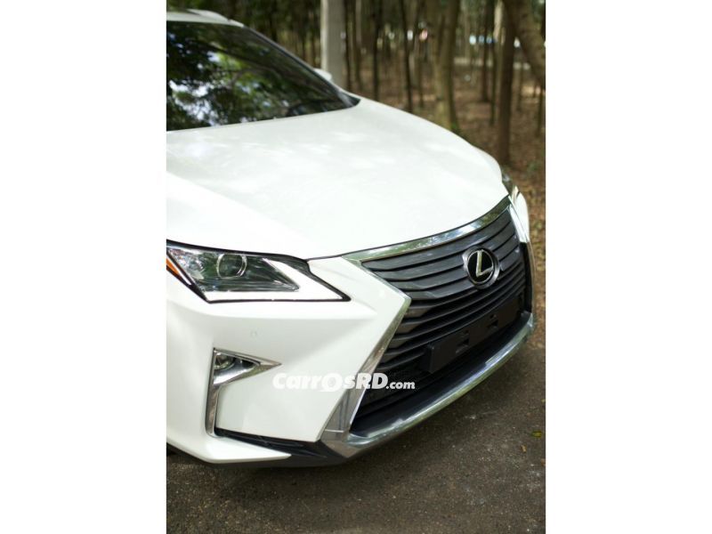 Lexus