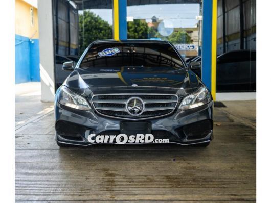 Mercedes-Benz Clase E Carros en venta