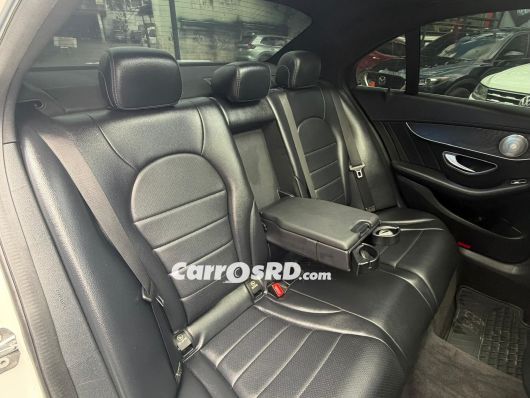 Mercedes-Benz Clase C Carros en venta