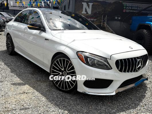 Mercedes-Benz Clase C Carros en venta
