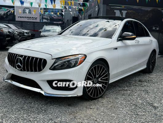 Mercedes-Benz Clase C Carros en venta