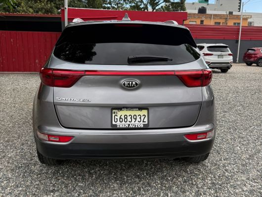 Kia Sportage LX