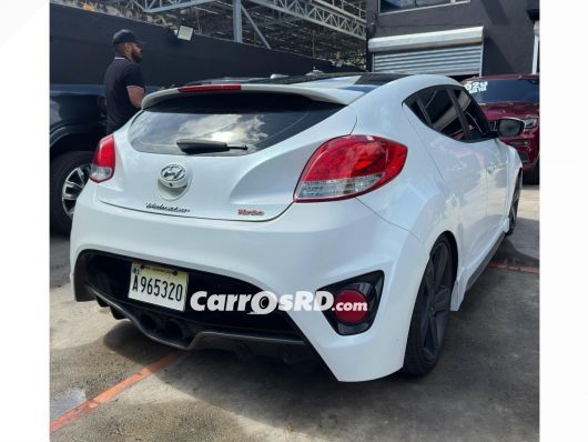 Hyundai Veloster Carros en venta