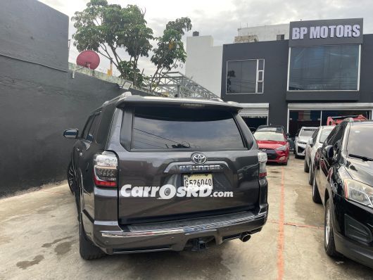 Toyota 4Runner Jeepeta en venta