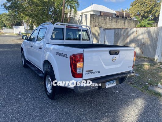Nissan Frontier Camioneta en venta