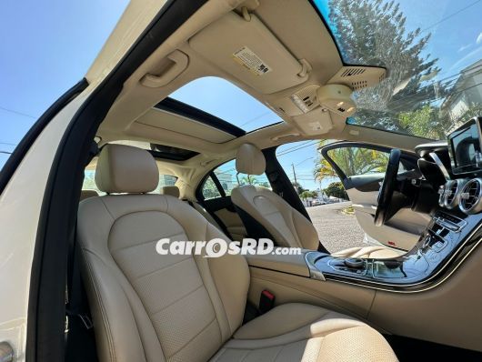 Mercedes-Benz Clase C Carros en venta