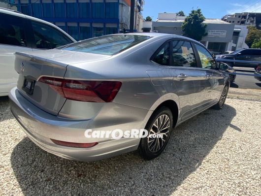 Volkswagen Jetta Carros en venta