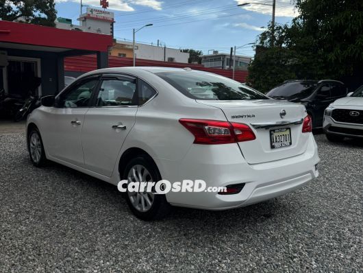 Nissan Sentra Carros en venta