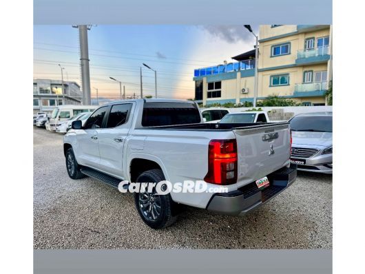 Mitsubishi L200 Camioneta en venta