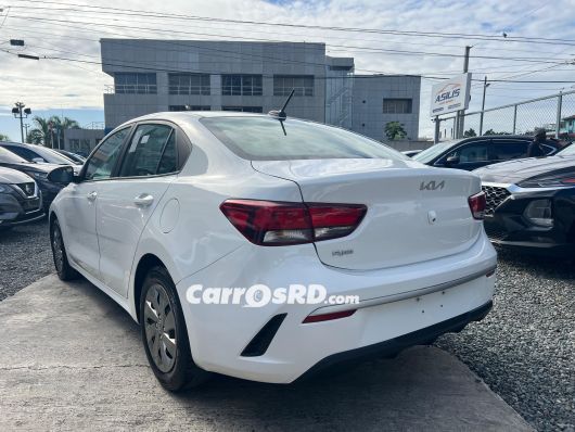 Kia Rio Carros en venta