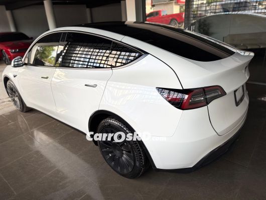 Tesla Model Y Carros en venta