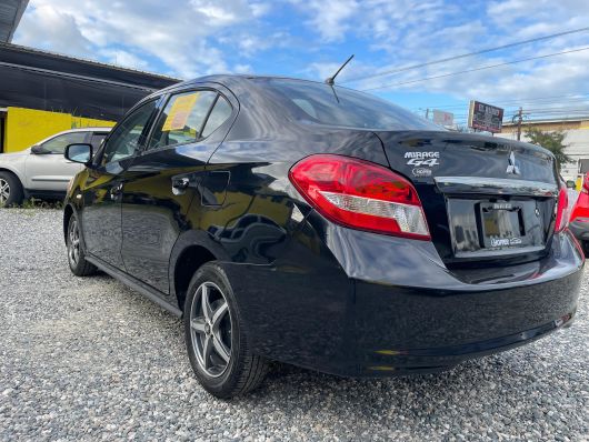 Mitsubishi Mirage G4 LE