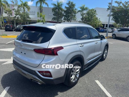 Hyundai Santa Fe Jeep en venta