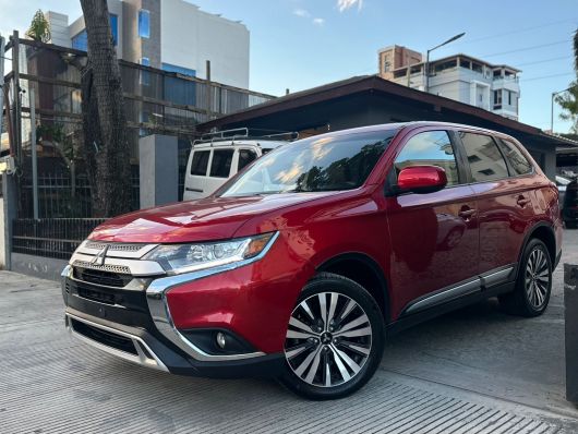 Mitsubishi Outlander SE en venta