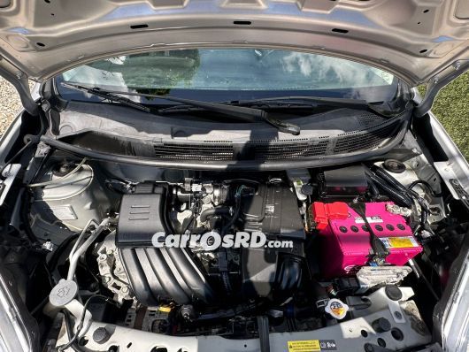 Nissan March Hatchback en venta