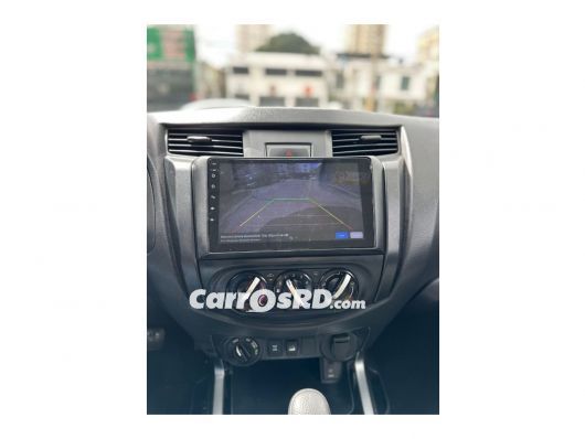 Nissan Frontier Camioneta en venta