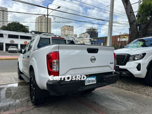 Nissan Frontier Camioneta en venta