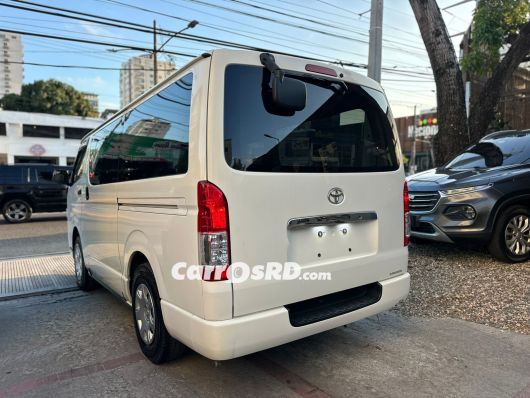 Toyota Hiace Furgoneta en venta