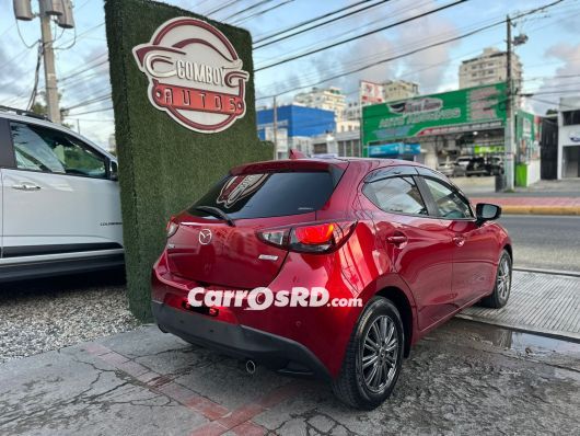 Mazda Demio Hatchback en venta