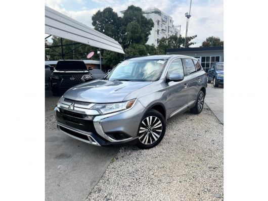 Mitsubishi Outlander SE en venta